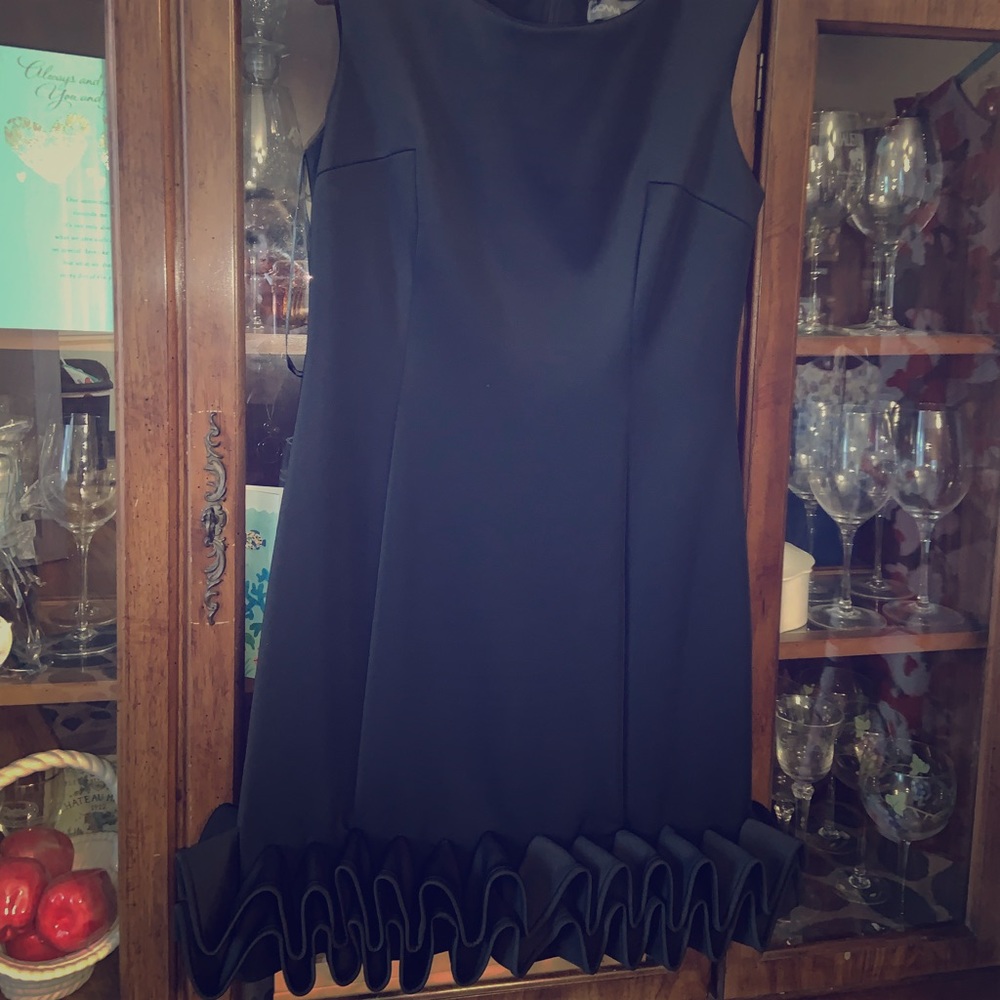Sleeveless Black cocktail dress